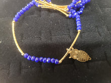 Cargar imagen en el visor de la galería, Blue color crystal bangle with hanging pendants

