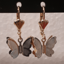 Cargar imagen en el visor de la galería, Multi color net wing butterfly
