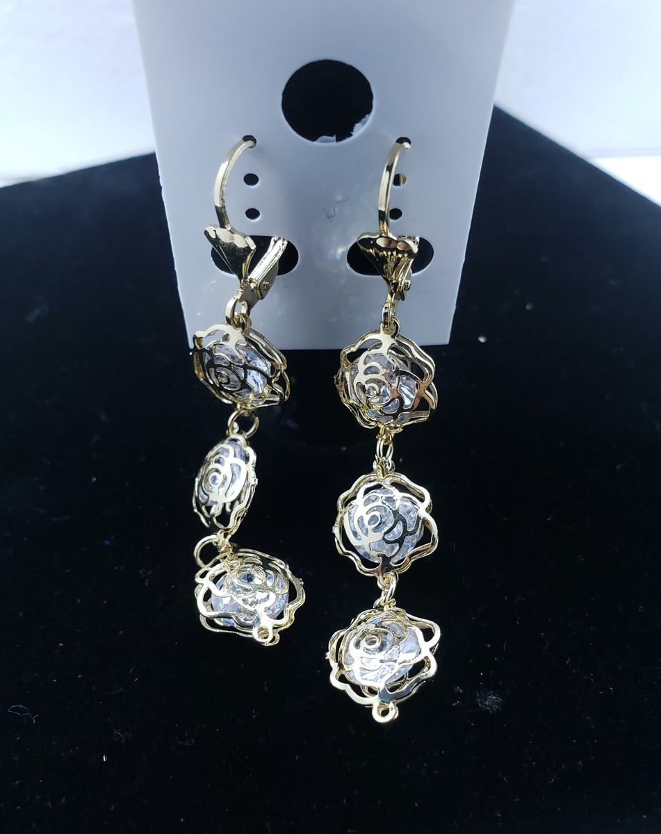 Hollow roses outlines with clear crystals – Rosina Jewlery