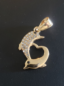 Heart shaped dolphins with crystals