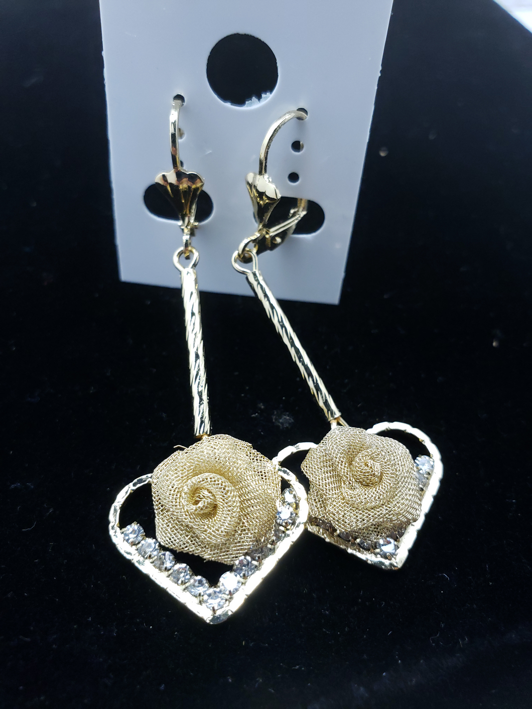 Hanging gold mesh rose in hollow heart with clear crystals